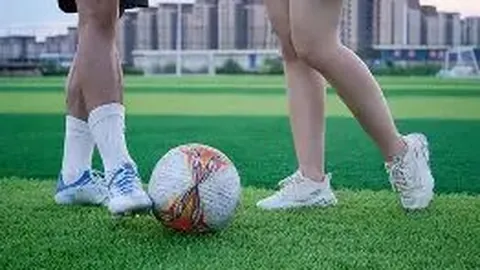 《女足换帅决议引发热议，教练委员会一致力挺新篇章》