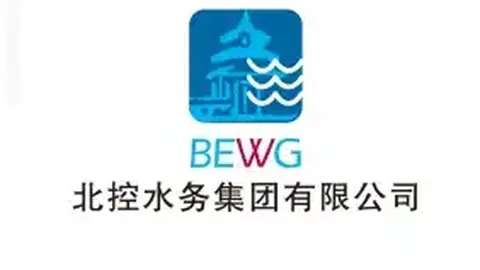 英格兰与美国小组赛握手言和，英美对决以平局告终，球迷现场反响热烈却不满